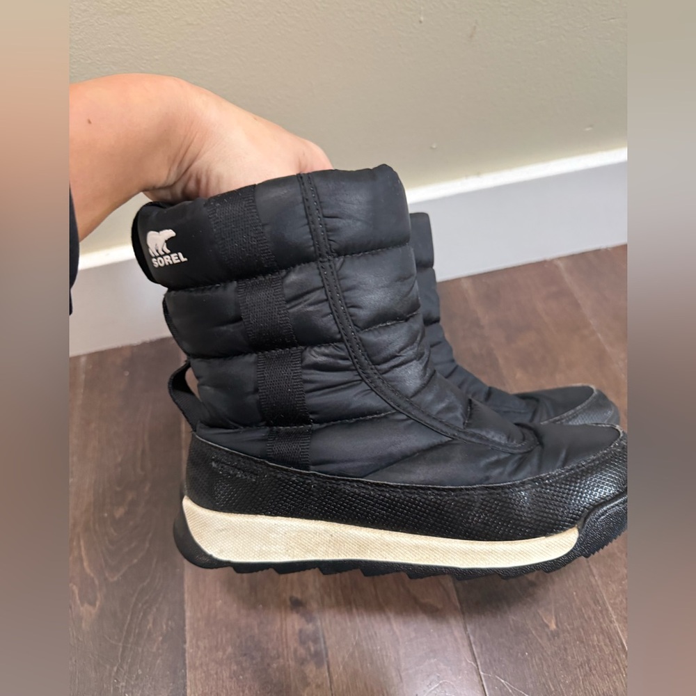 Sorel Black Quilted Boots